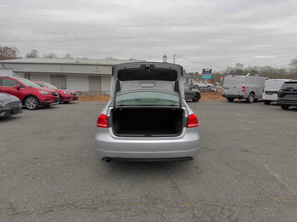 Used 2015 Volkswagen Passat 1.8T Limited Edition image 28