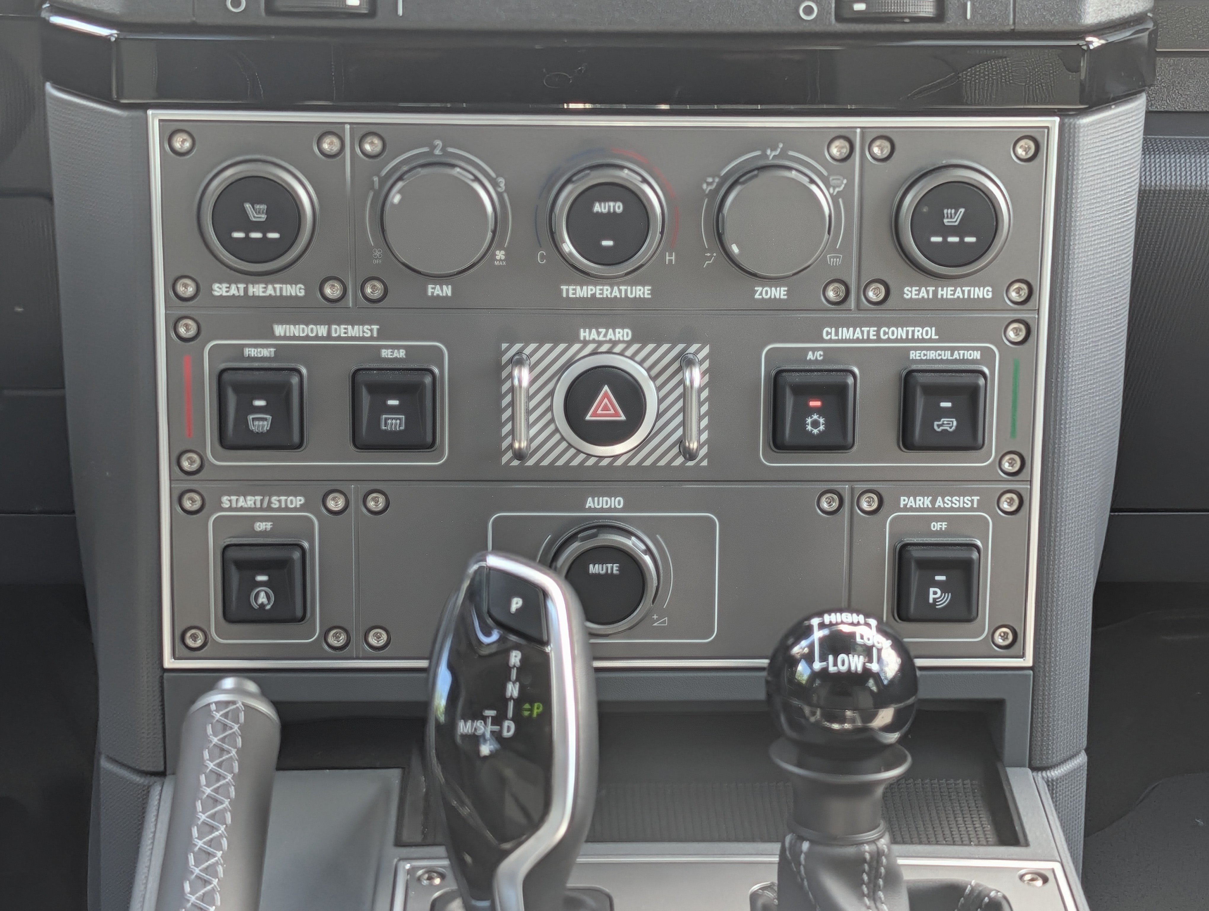 Used 2025 INEOS Grenadier AWD/4WD image 27