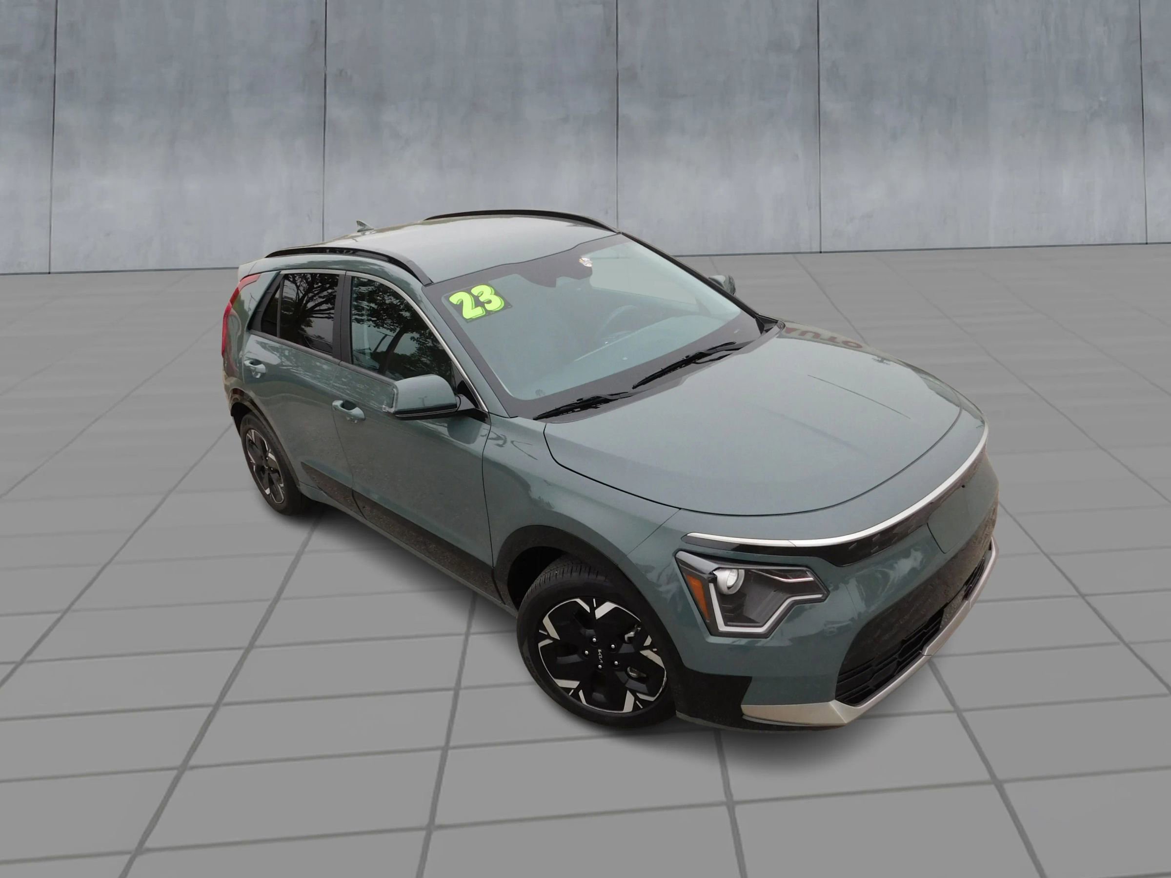 Used 2023 Kia Niro Wind FWD image 2