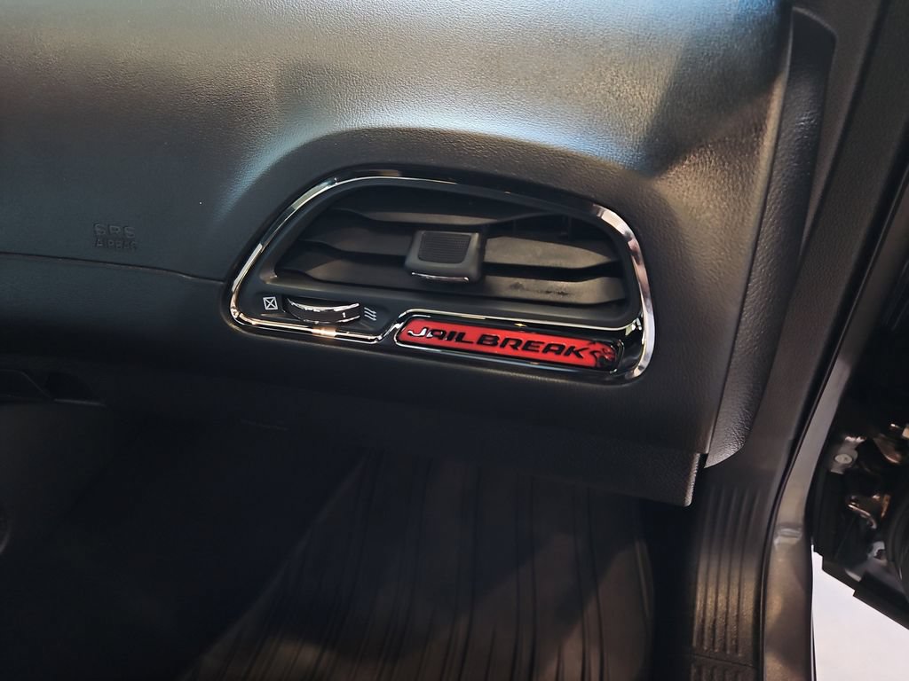Used 2023 Dodge Challenger SRT Hellcat w/ Driver Convenience Group RWD image 9
