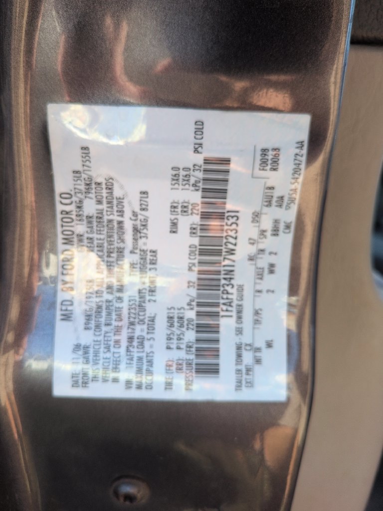 Used 2007 Ford Focus ZX4 Sedan FWD image 28