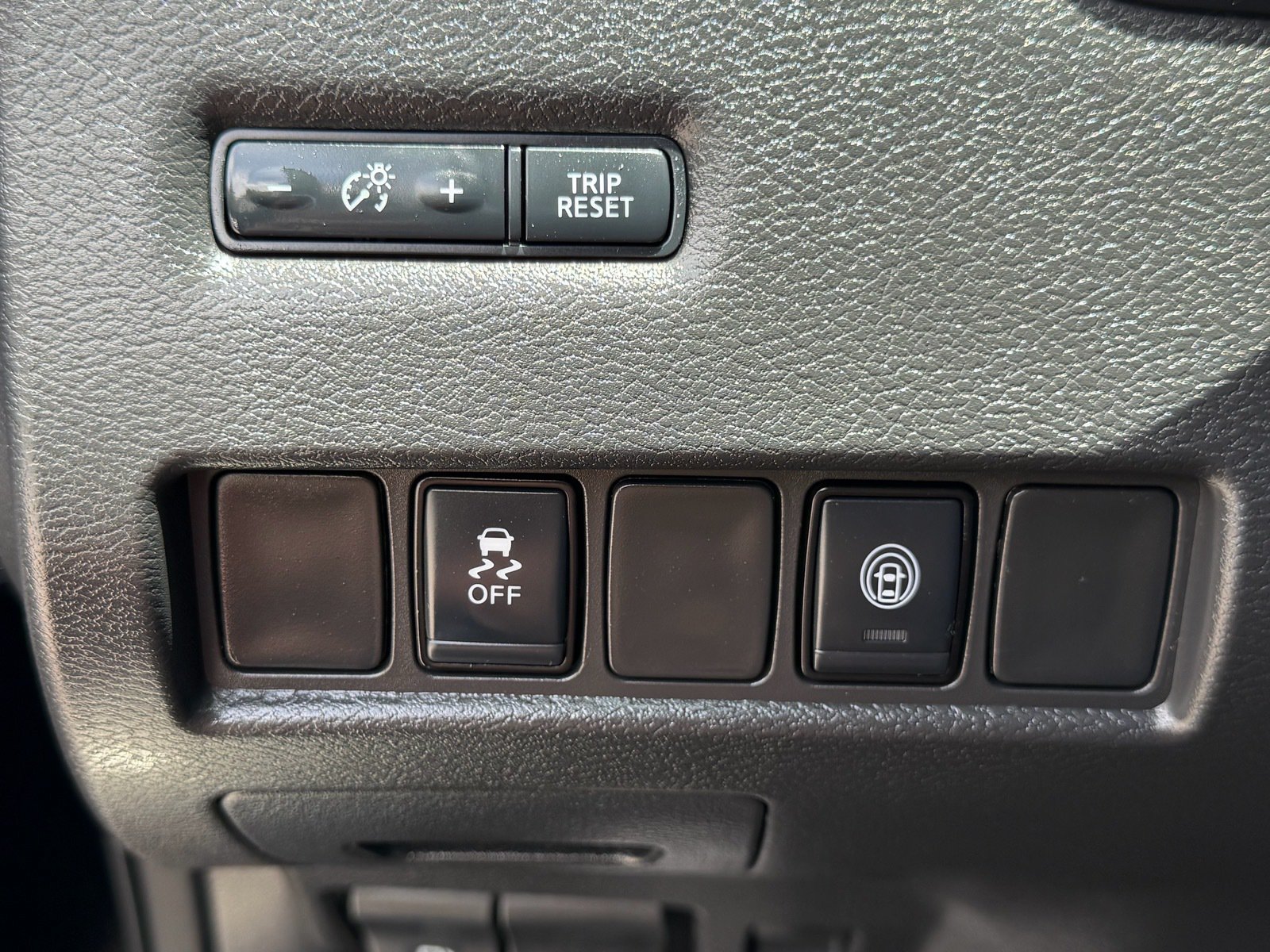 Used 2024 Nissan Murano SV w/ SV Midnight Edition Package FWD image 29