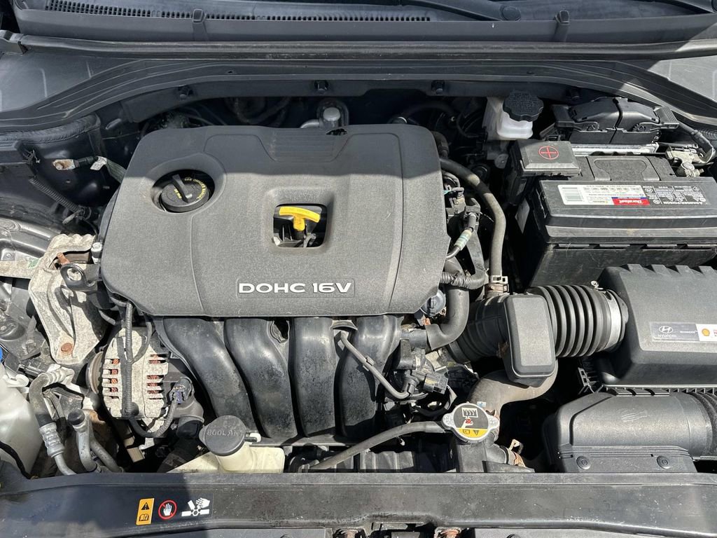 Used 2018 Hyundai Elantra SEL FWD image 11