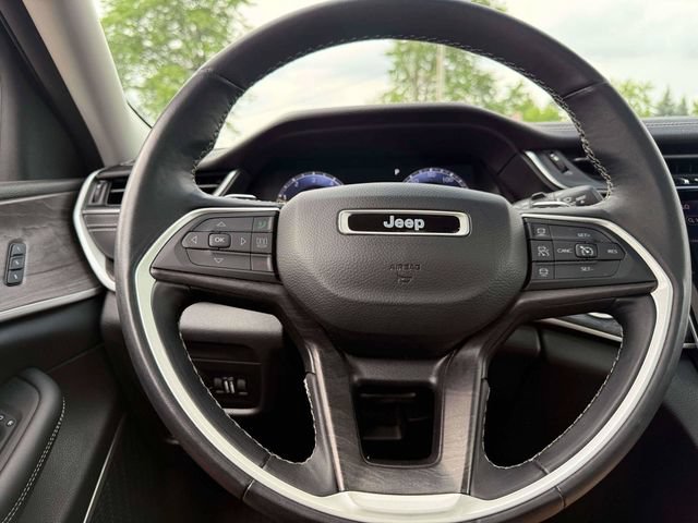 Certified 2022 Jeep Grand Cherokee L Limited AWD/4WD image 22