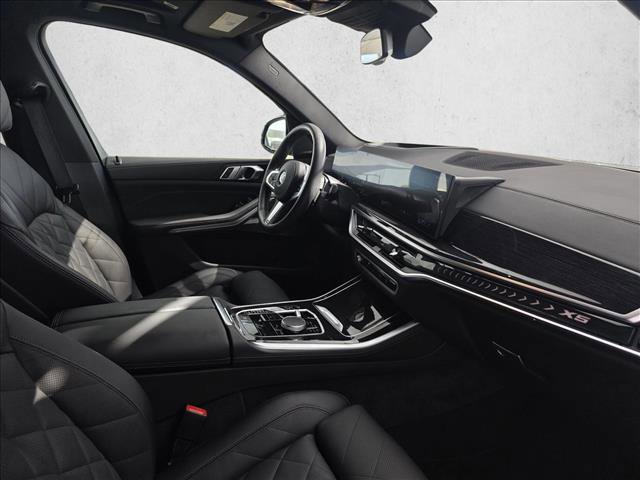 Used 2026 BMW X5 xDrive40i image 11