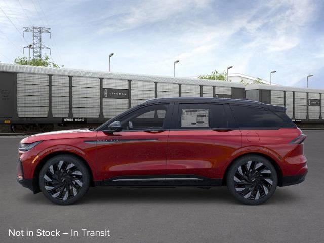 New 2025 Lincoln Nautilus Reserve image 3