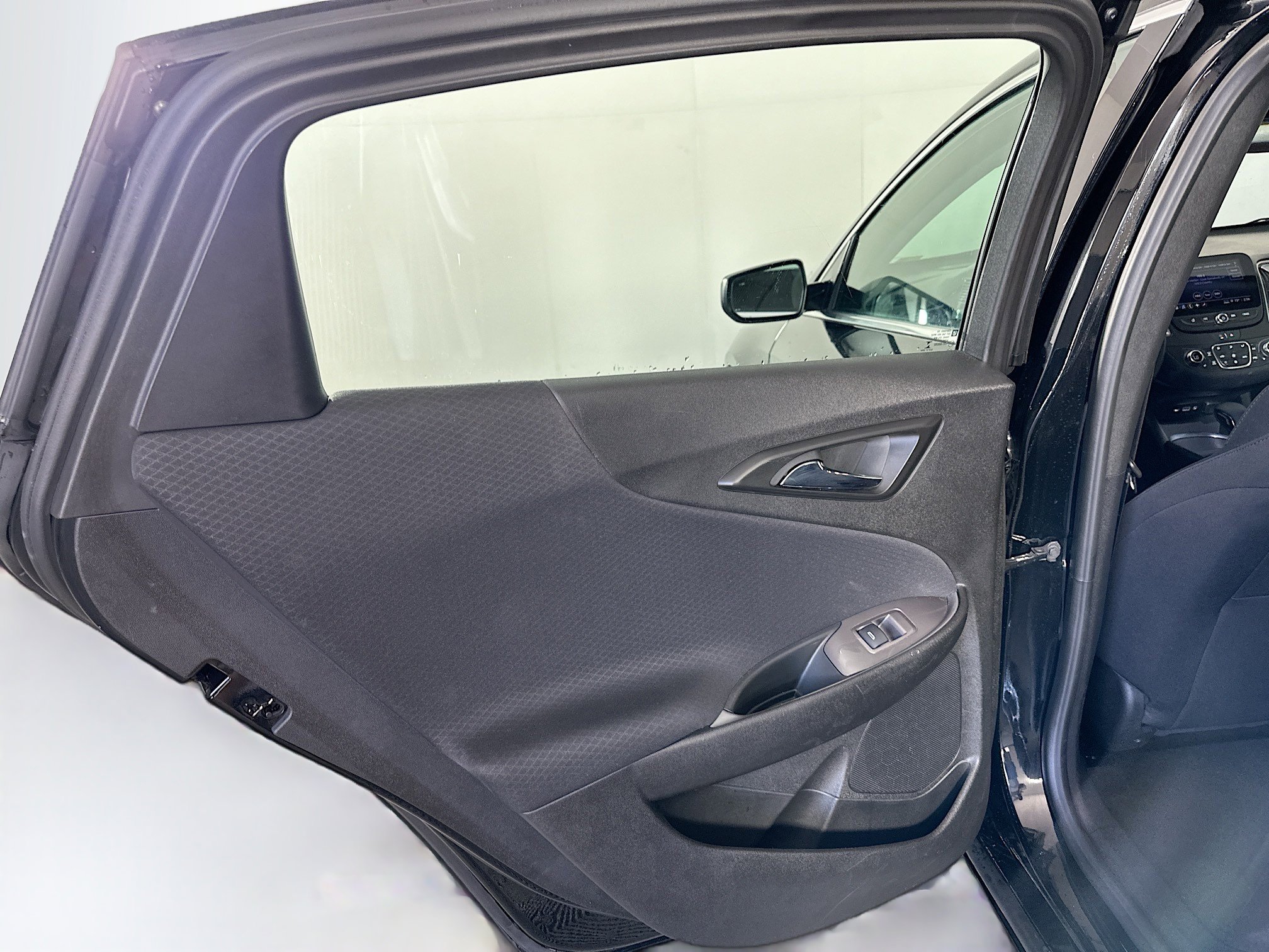 Used 2023 Chevrolet Malibu LT w/ Driver Confidence Package image 24