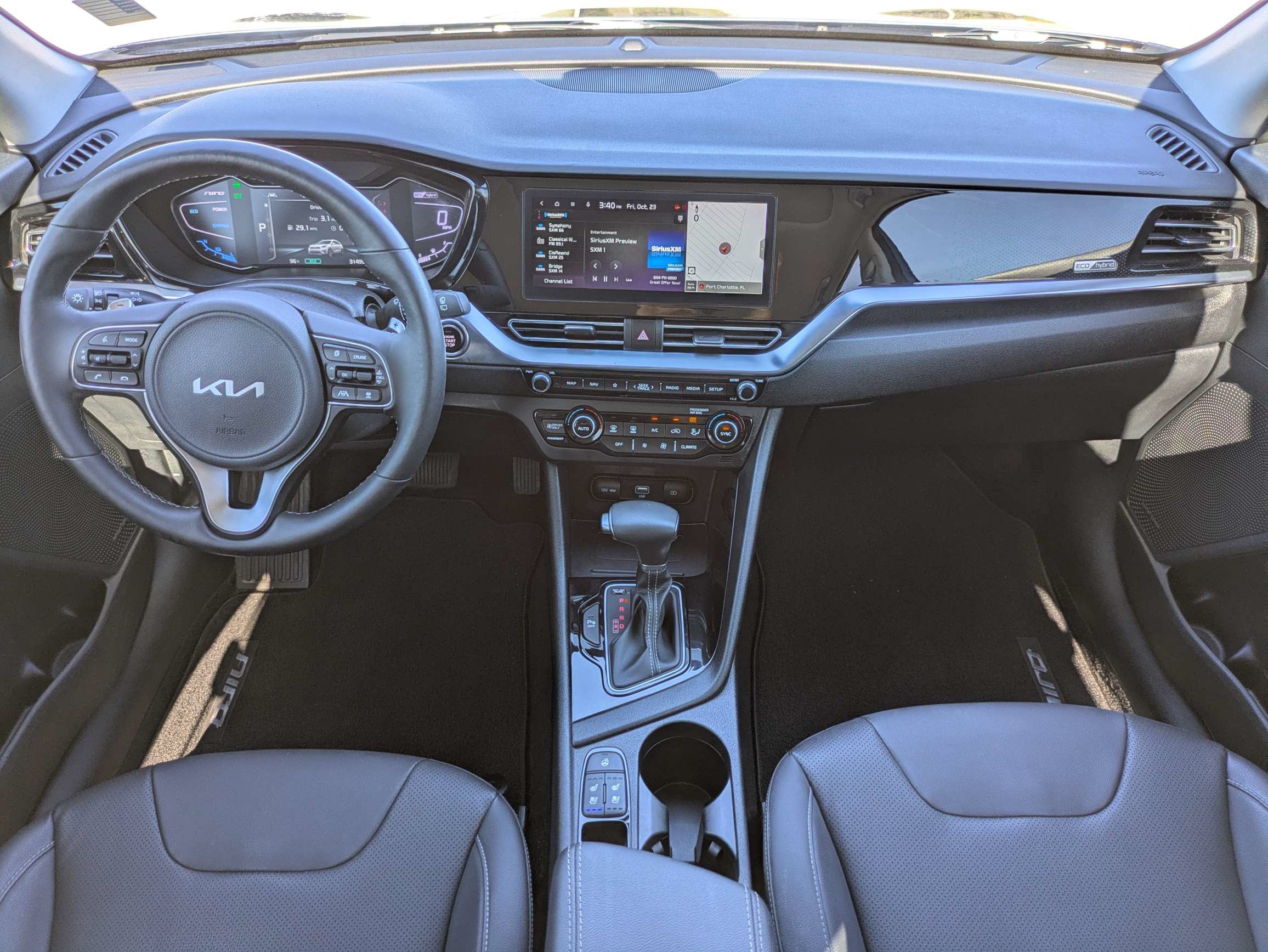 Used 2022 Kia Niro EX Premium FWD image 15