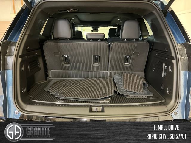 Used 2026 GMC Acadia Denali Ultimate w/ LPO, Floor Liner Package image 28