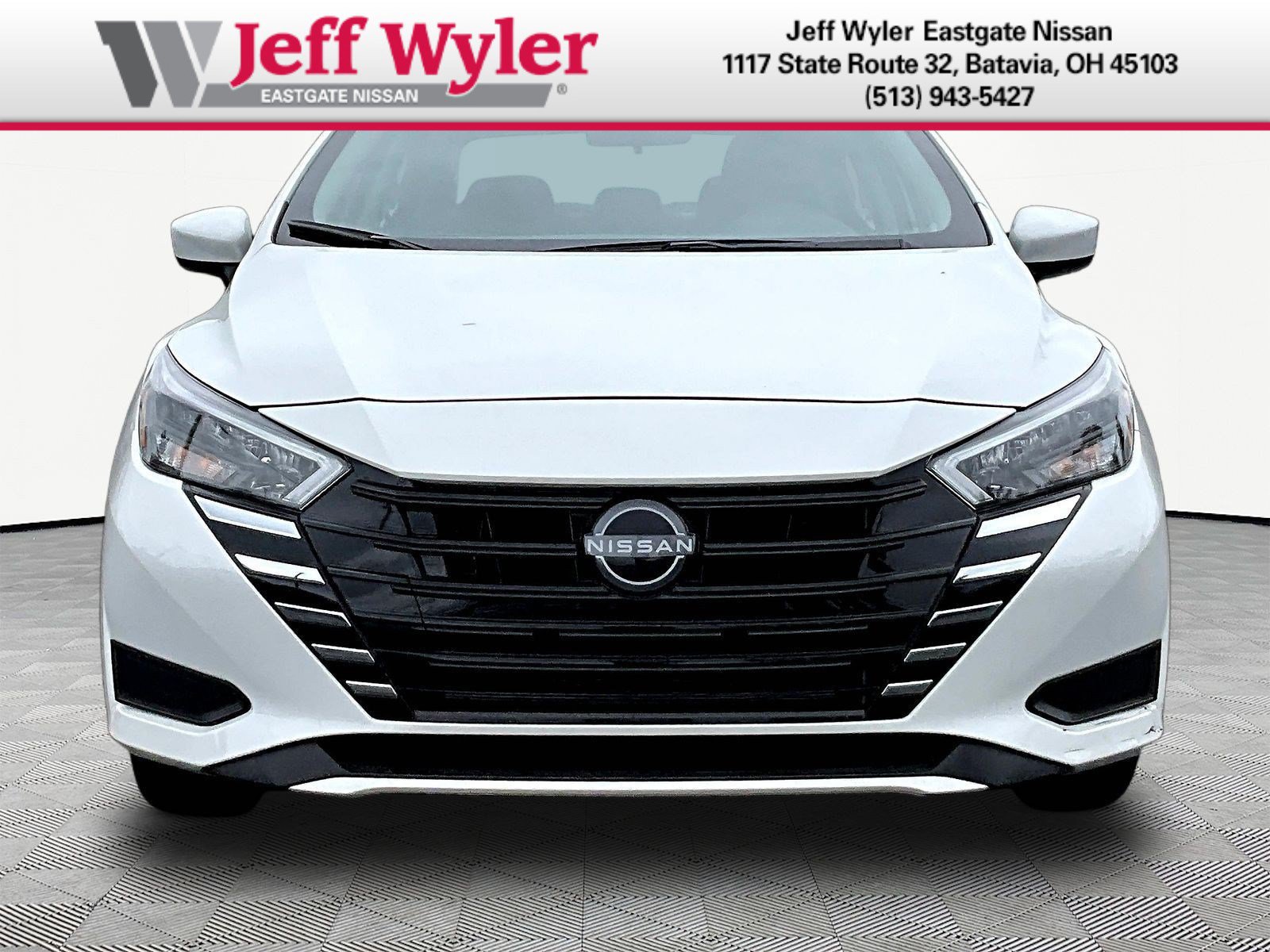 New 2025 Nissan Versa SV w/ Trunk Package FWD image 2