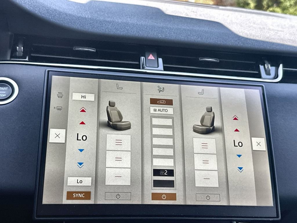 Certified 2024 Land Rover Range Rover Evoque Dynamic SE image 26