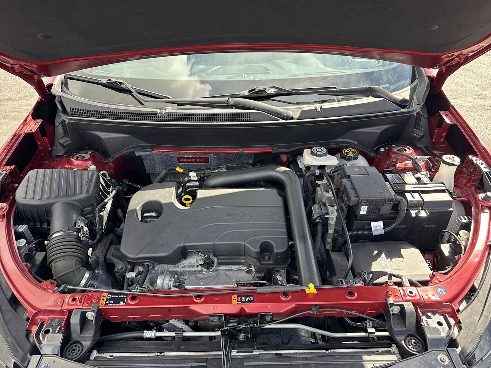 Certified 2024 Chevrolet Equinox RS w/ RS Leather Package FWD image 17