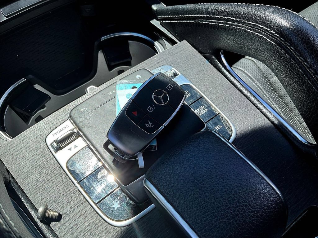 Used 2020 Mercedes-Benz GLS 450 4MATIC image 37