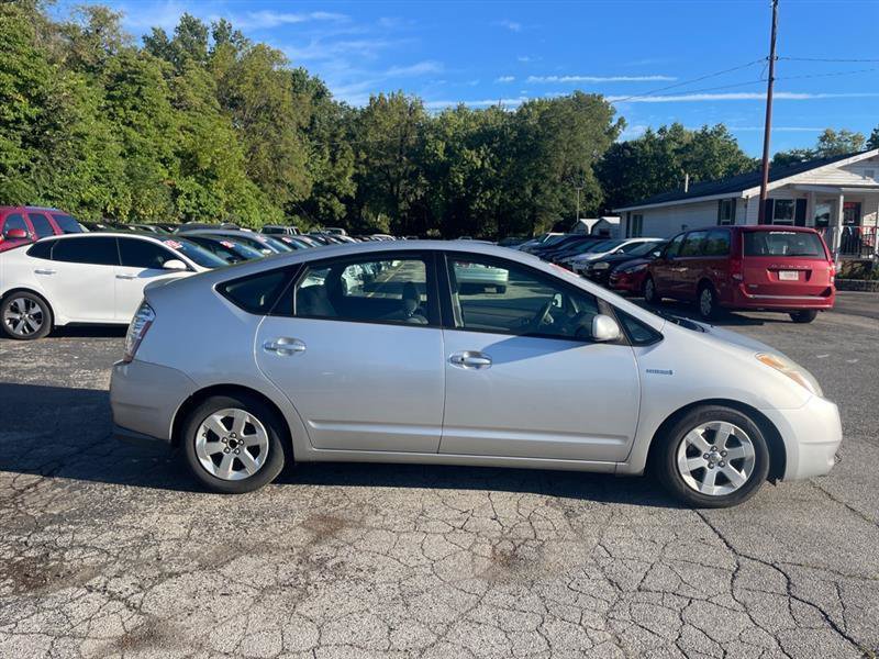 Used 2009 Toyota Prius w/ Pkg 2 FWD image 4