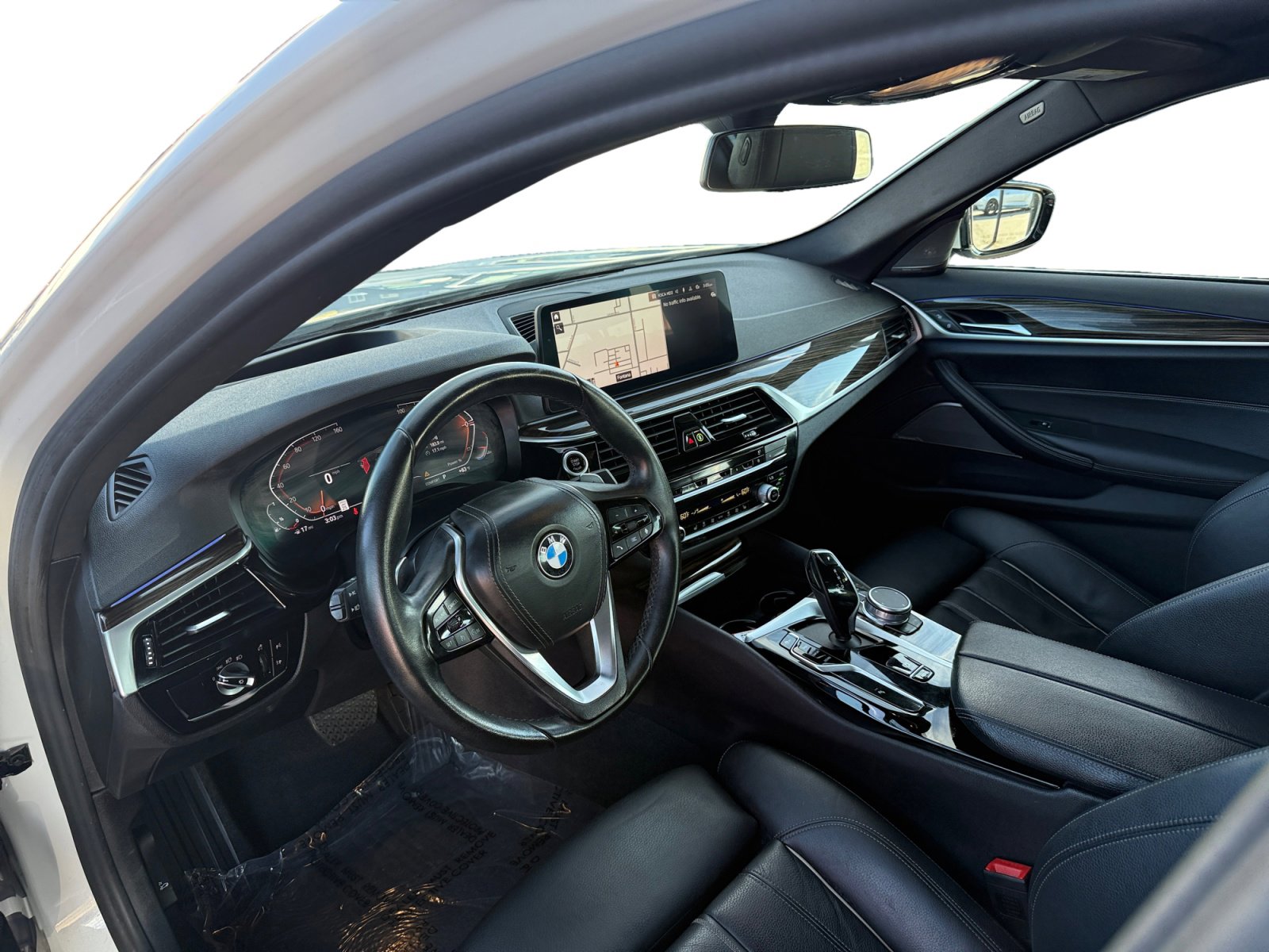 Used 2022 BMW 540i w/ Premium Package image 9