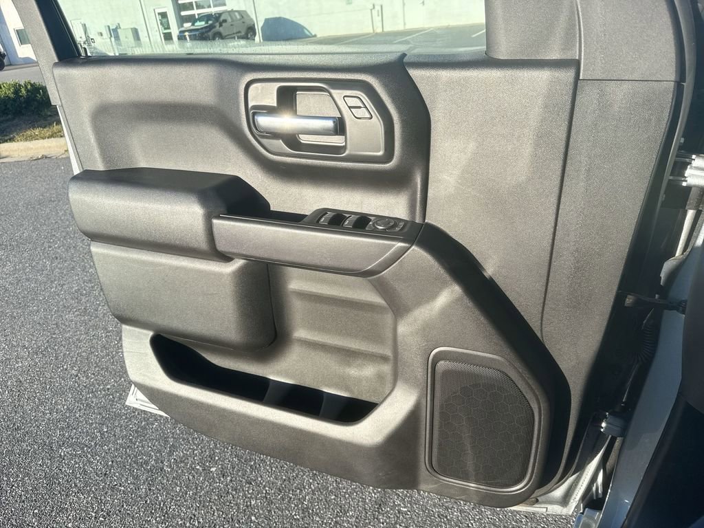 Certified 2024 Chevrolet Silverado 1500 Custom w/ Turbomax Blackout Package image 18