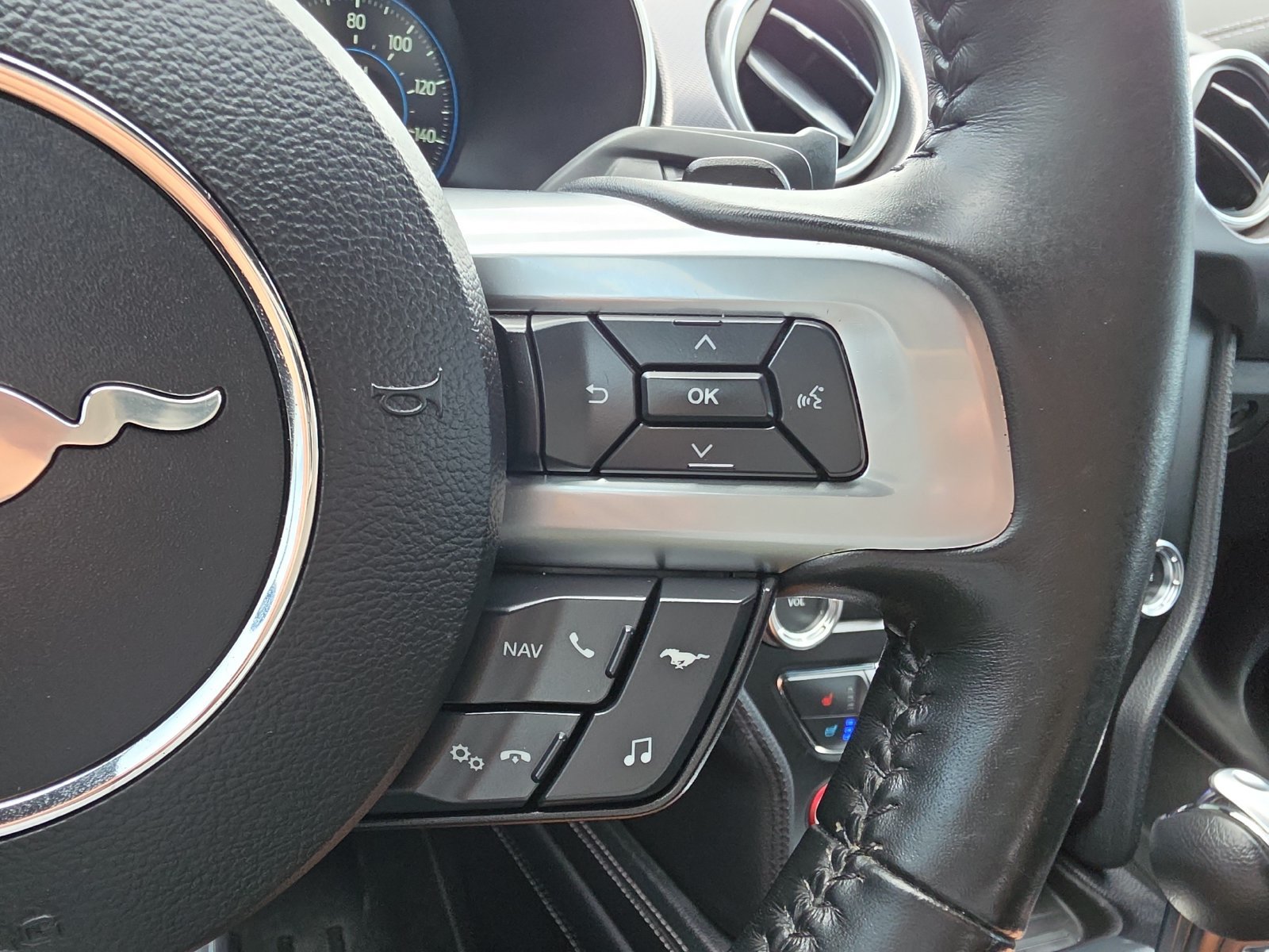 Used 2019 Ford Mustang GT Premium w/ Equipment Group 401A RWD image 24