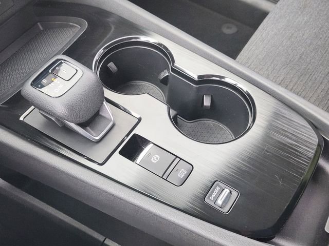 Used 2023 Nissan Rogue SV image 16