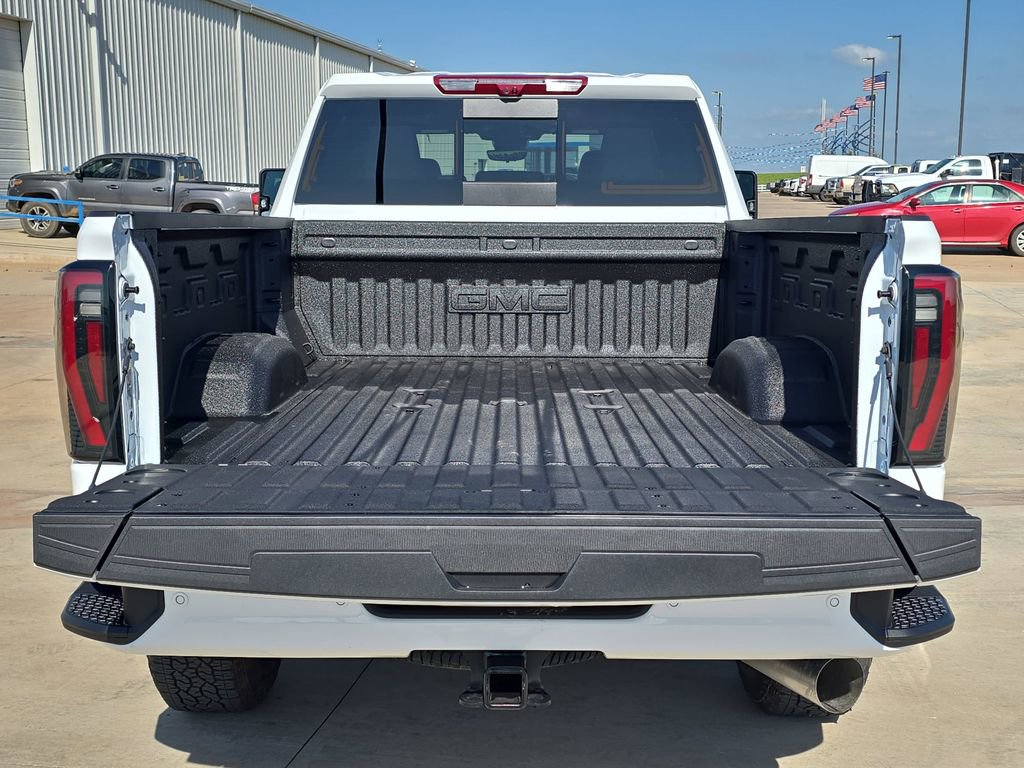 New 2026 GMC Sierra 2500 AT4 w/ AT4 Premium Plus Package AWD/4WD image 12