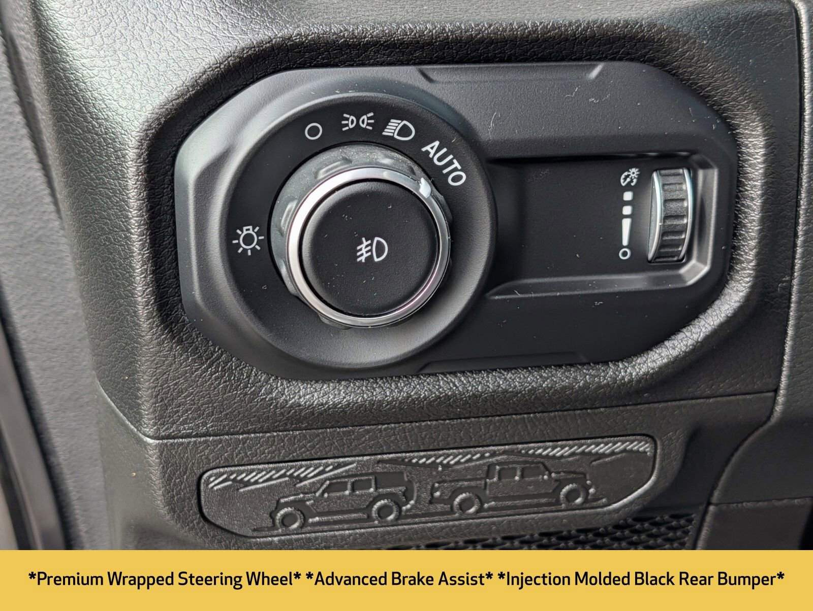 Used 2024 Jeep Wrangler Willys image 12