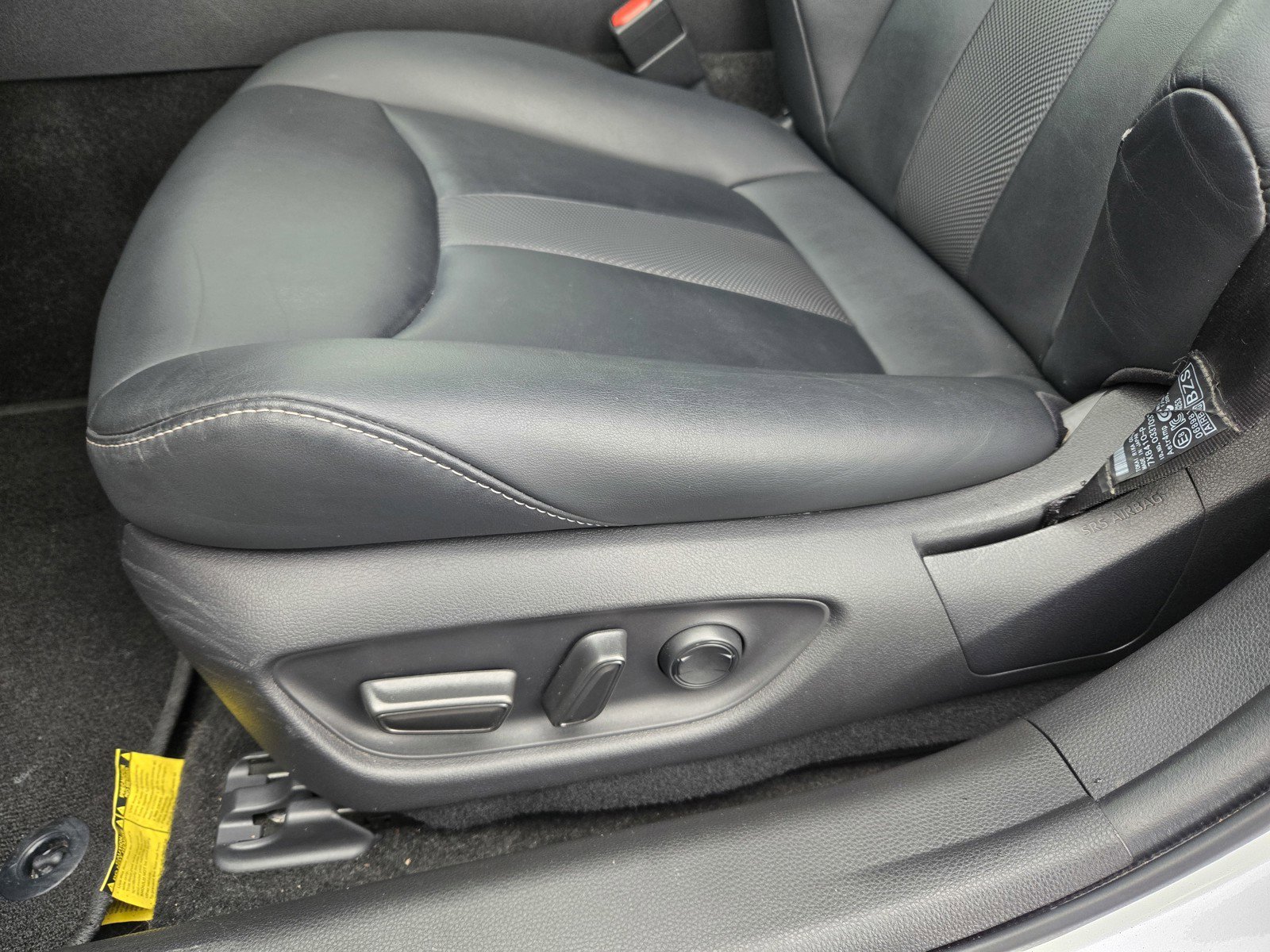 Used 2021 Toyota Mirai XLE w/ Advanced Technology Package image 14