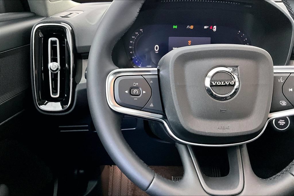 New 2026 Volvo XC40 B5 Core w/ Protection Package Premier AWD/4WD image 12