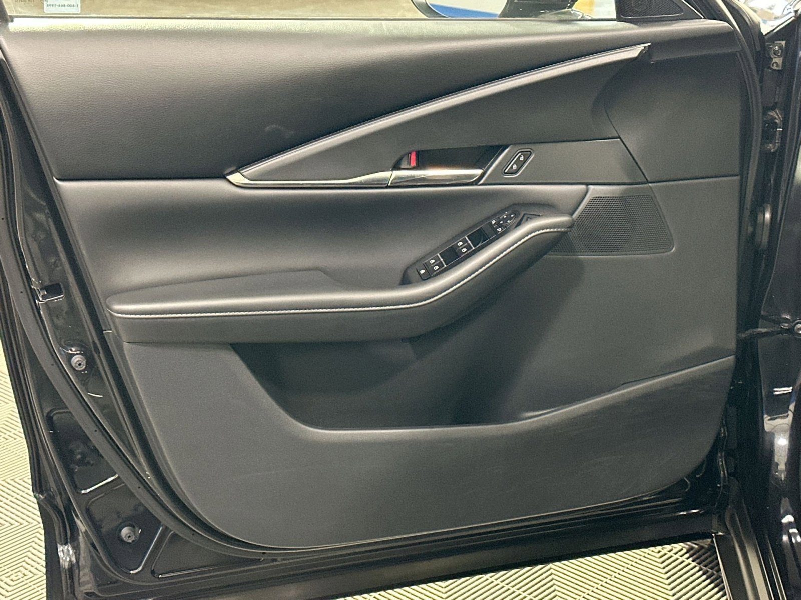 Used 2022 MAZDA CX-30 AWD 2.5 S w/ Preferred Package image 15