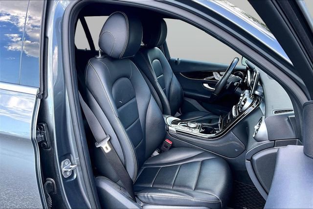 Used 2019 Mercedes-Benz GLC 300 4MATIC image 13