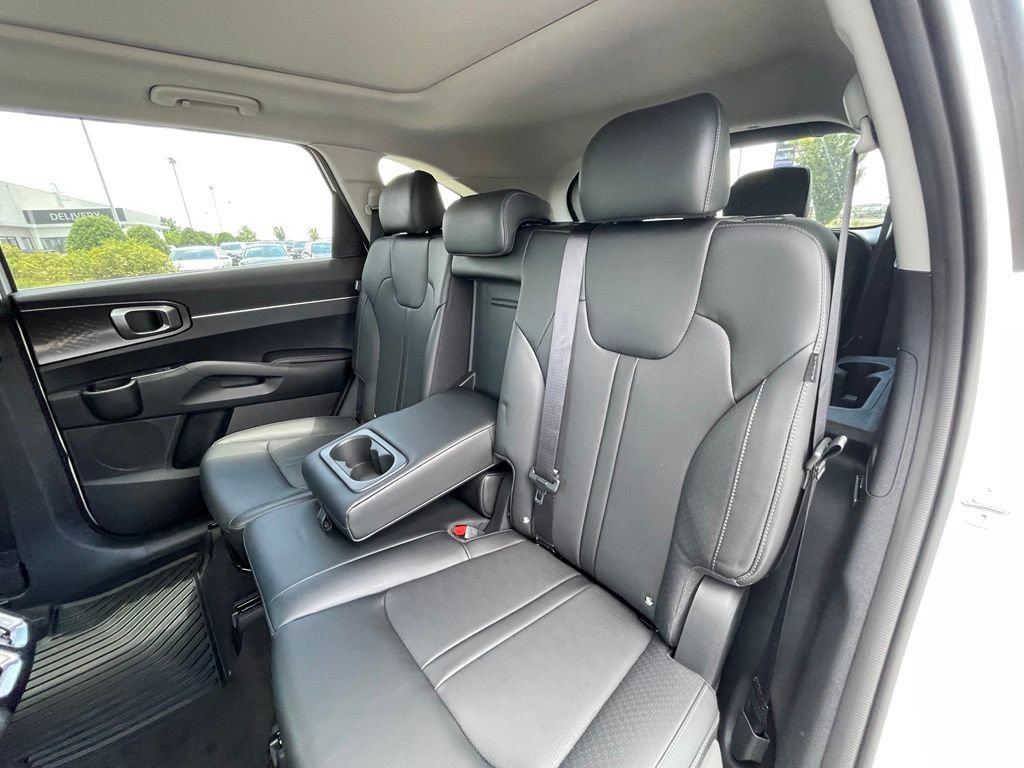 New 2026 Kia Sorento S w/ S Panoramic Sunroof Package FWD image 26