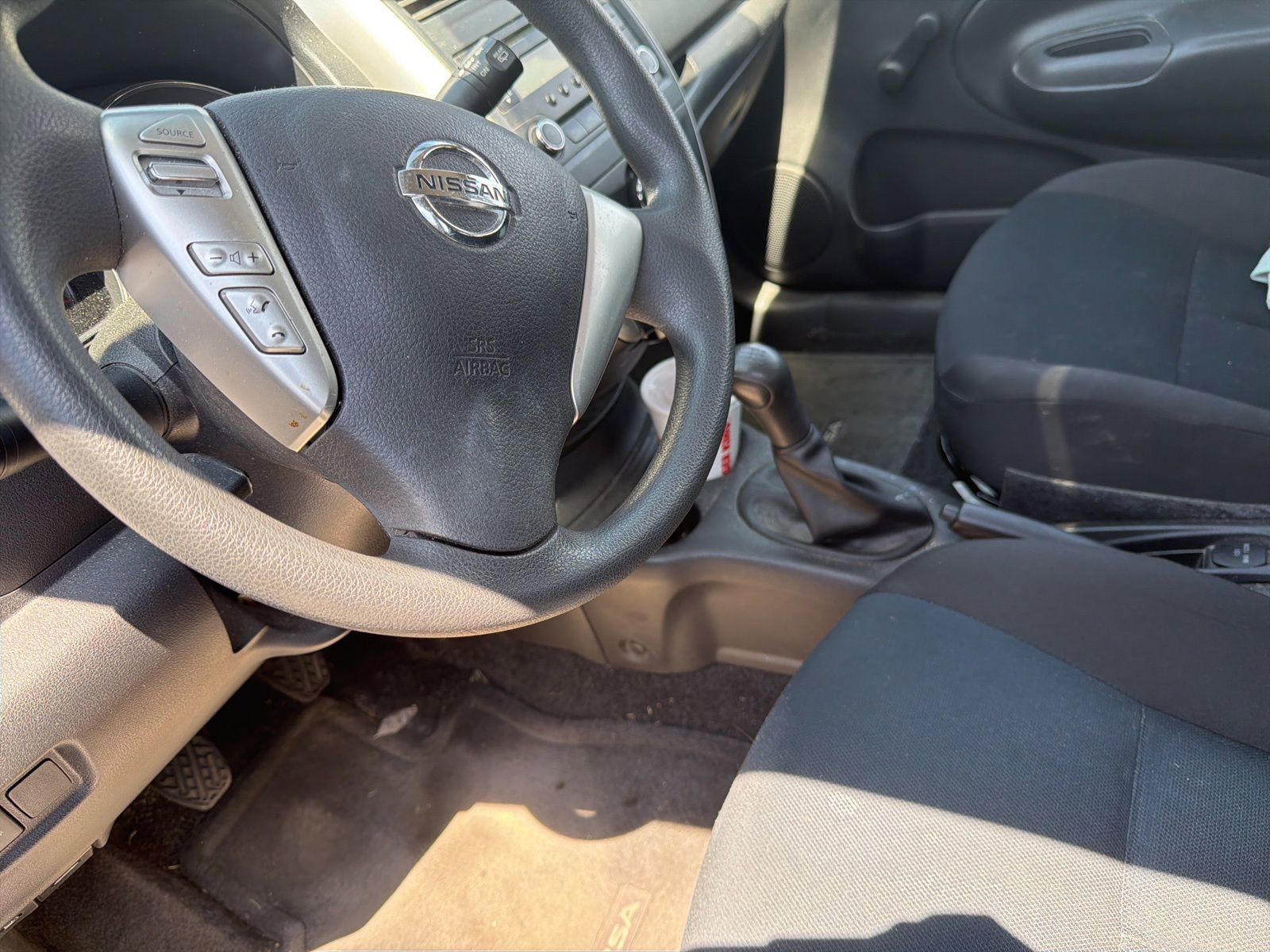 Used 2016 Nissan Versa Note S FWD image 5