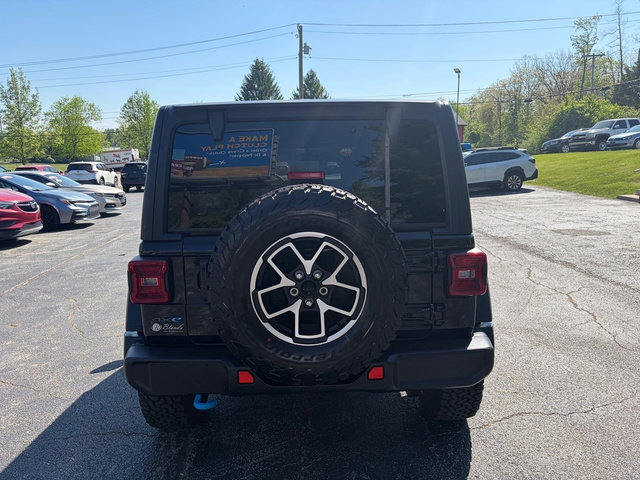 Used 2023 Jeep Wrangler Unlimited Rubicon 4xe AWD/4WD image 11