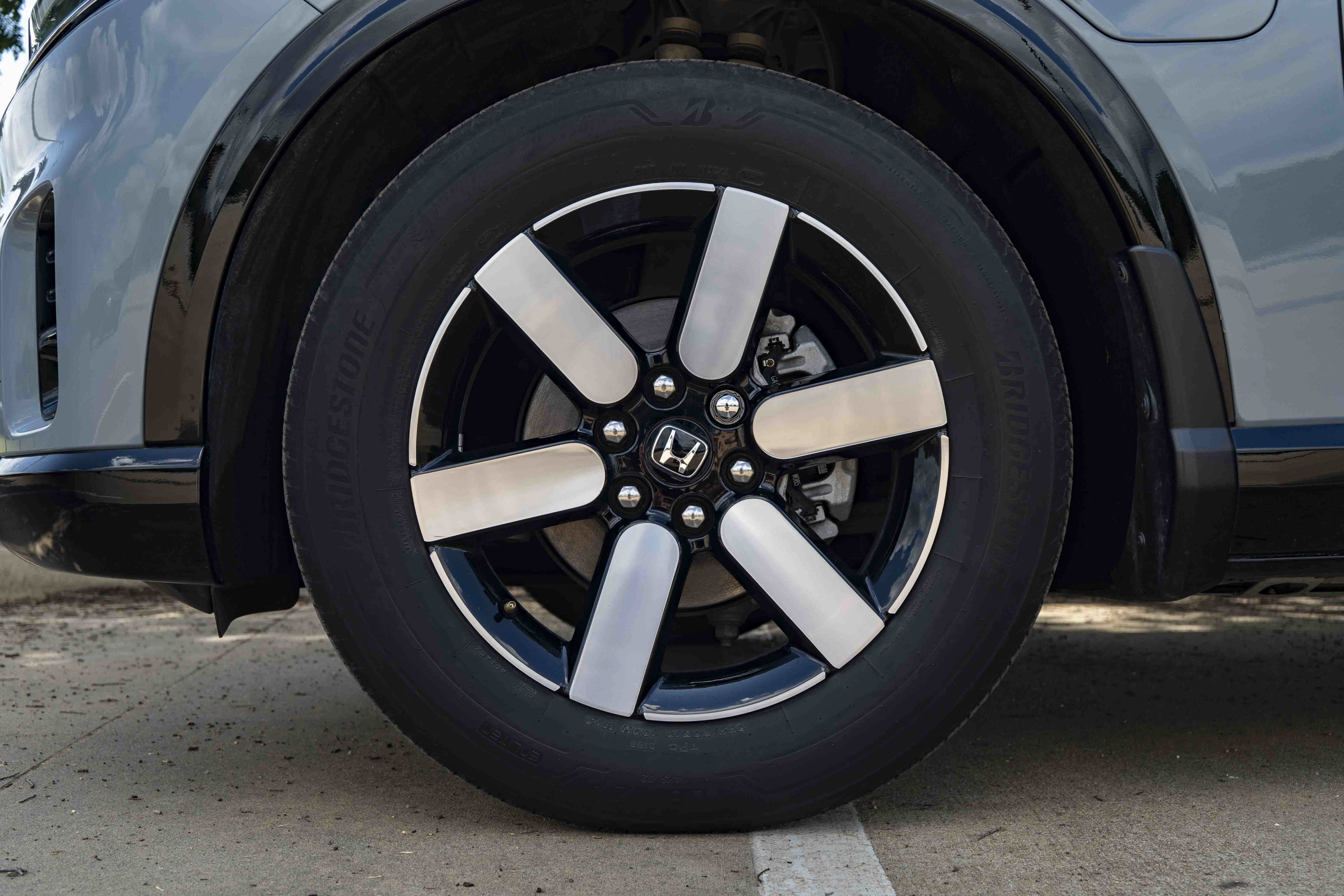 Used 2024 Honda Prologue Touring image 14