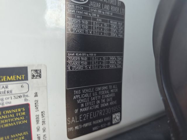 Certified 2024 Land Rover Defender 130 X-Dynamic SE image 39