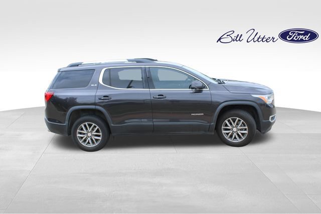 Used 2017 GMC Acadia SLE w/ Driver Alert Package I FWD image 4