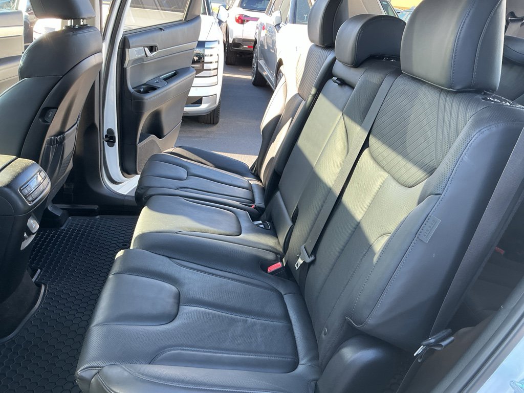 Used 2023 Hyundai Palisade SEL image 13