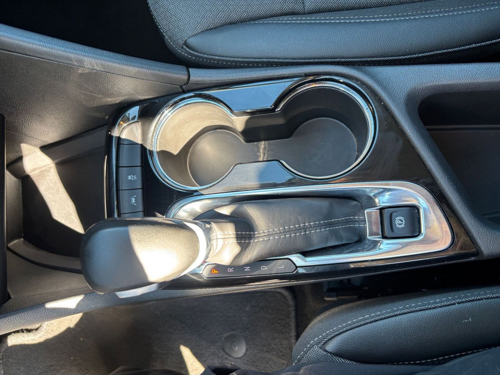 Used 2025 Buick Encore GX Preferred image 40