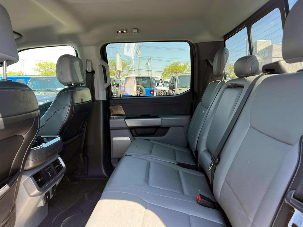 Used 2021 Ford F150 Lariat w/ Equipment Group 502A High AWD/4WD image 14