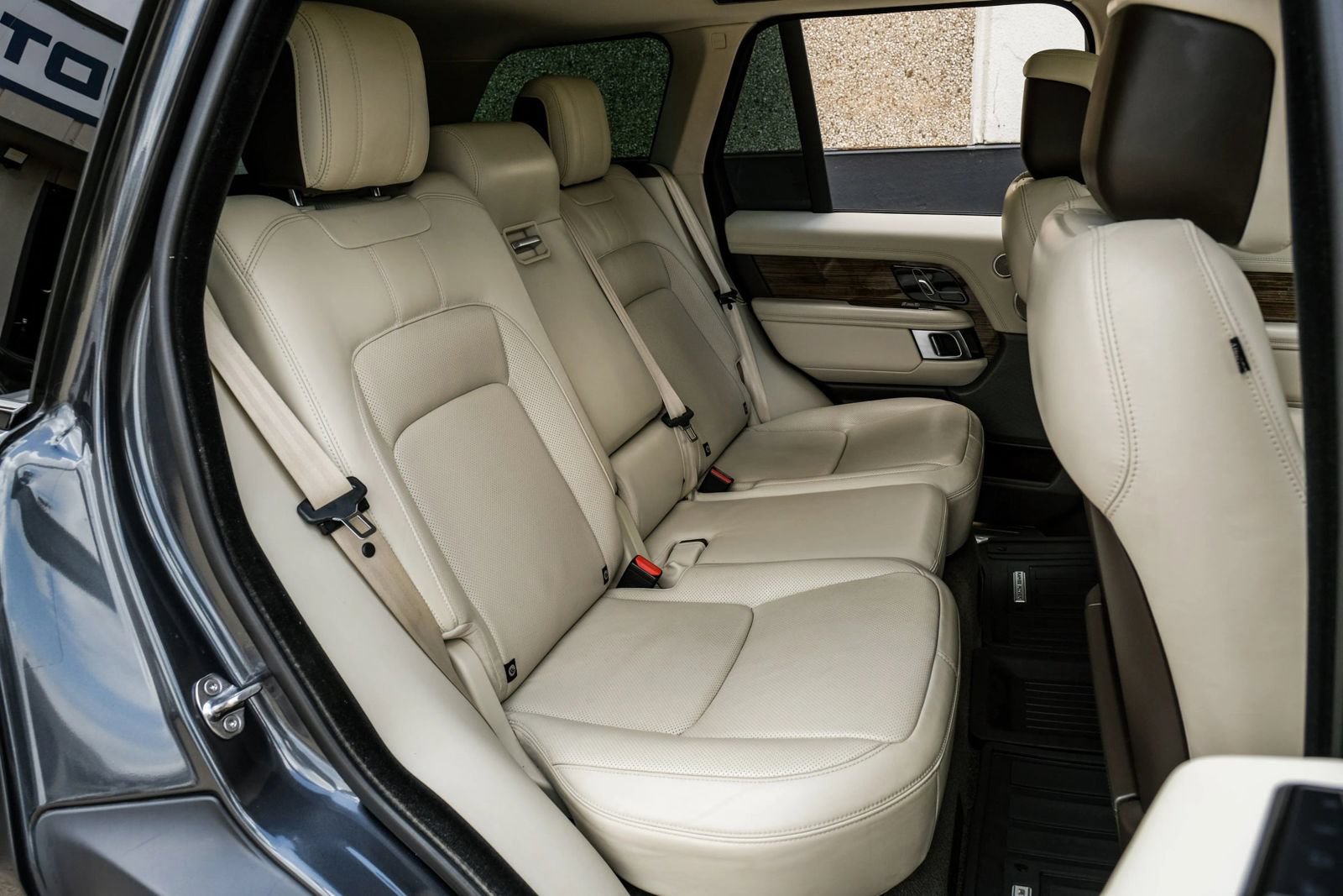 Used 2019 Land Rover Range Rover Supercharged AWD/4WD image 33