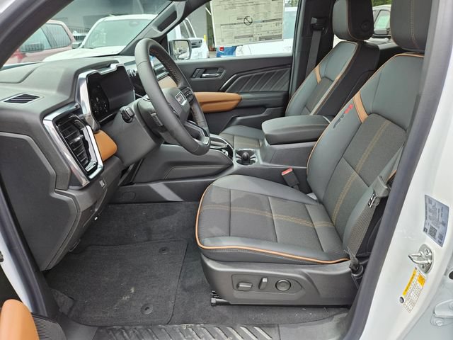 New 2026 GMC Canyon AT4 AWD/4WD image 17