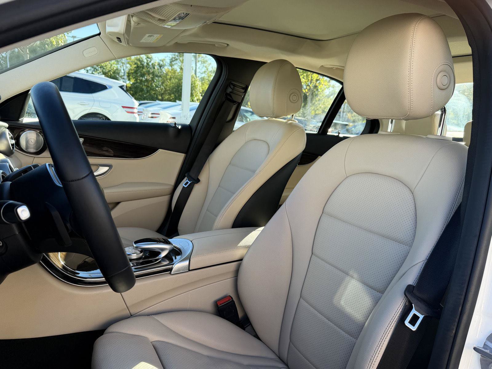 Used 2019 Mercedes-Benz C 300 4MATIC Sedan image 28