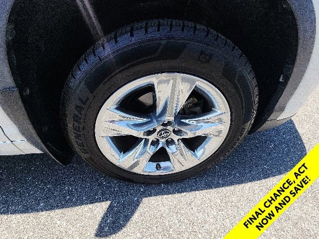 Used 2019 Toyota Highlander Limited AWD/4WD image 17