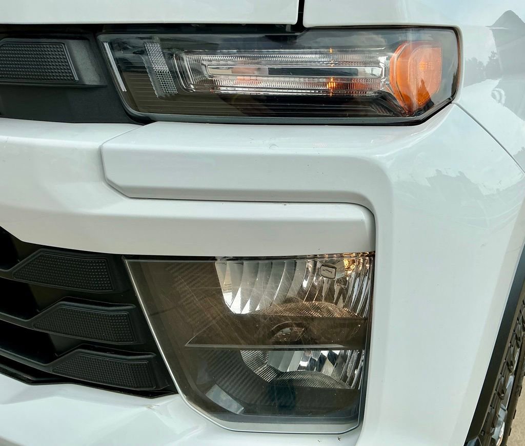 Used 2024 Chevrolet Silverado 2500 Custom w/ Custom Value Package image 10