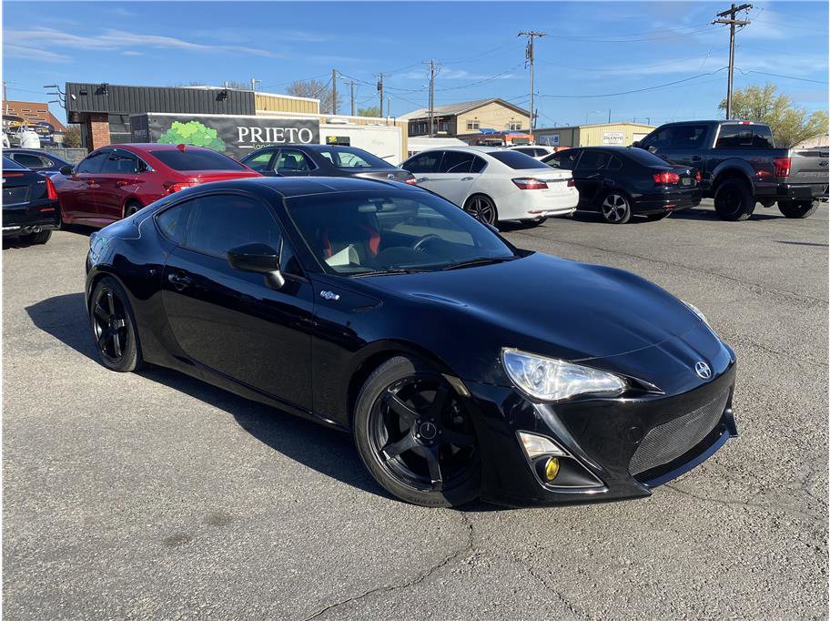 Used 2013 Scion FR-S image 3