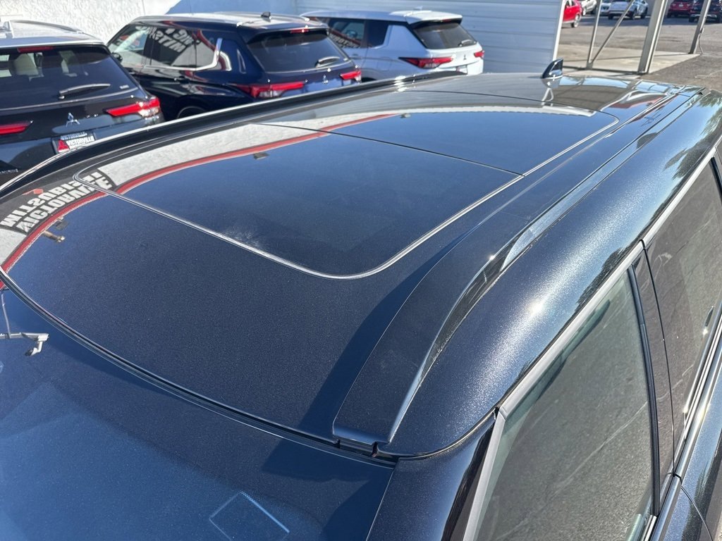 New 2025 Mitsubishi Outlander SEL Black Edition image 9