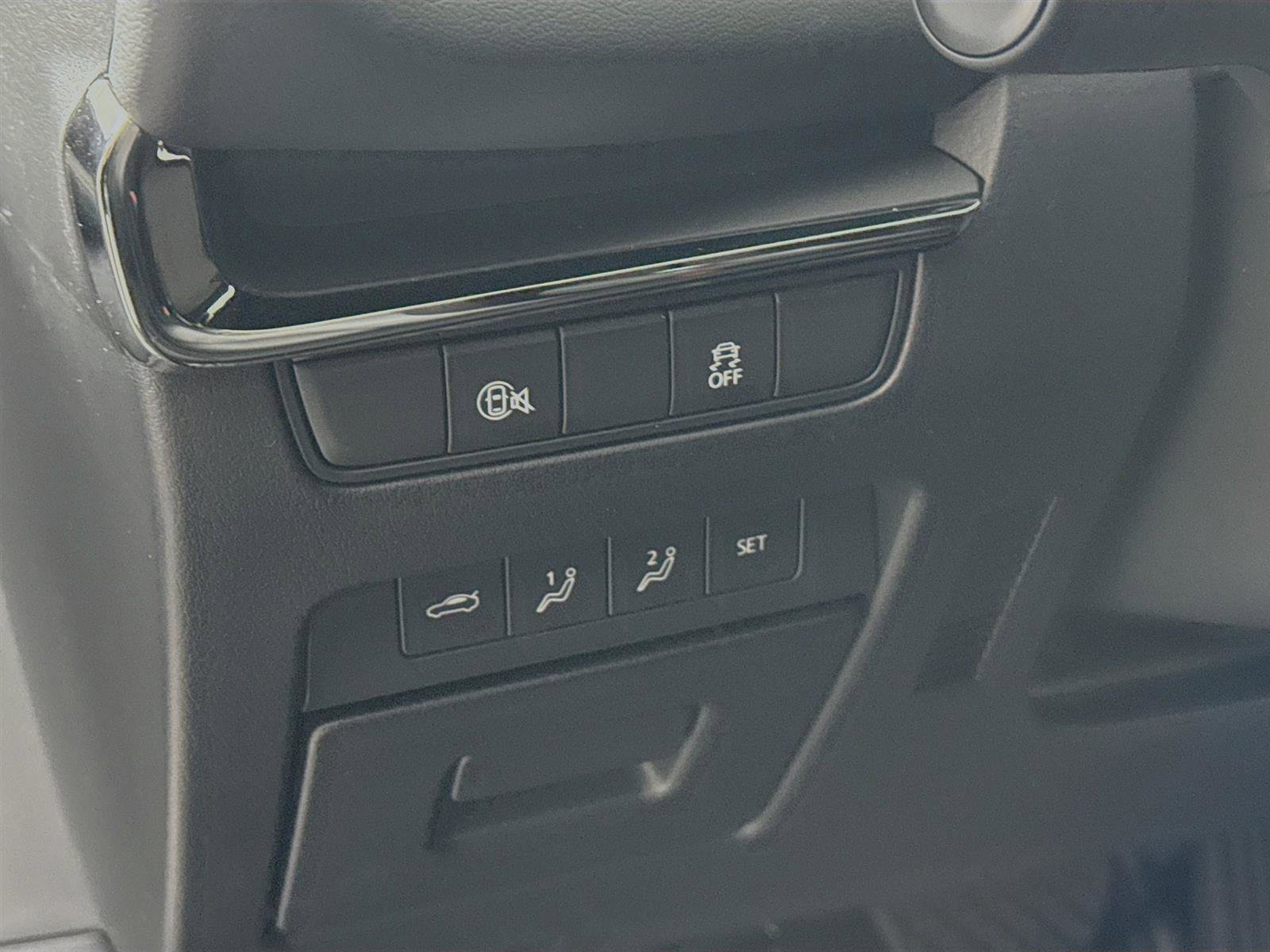 New 2025 MAZDA MAZDA3 s image 13