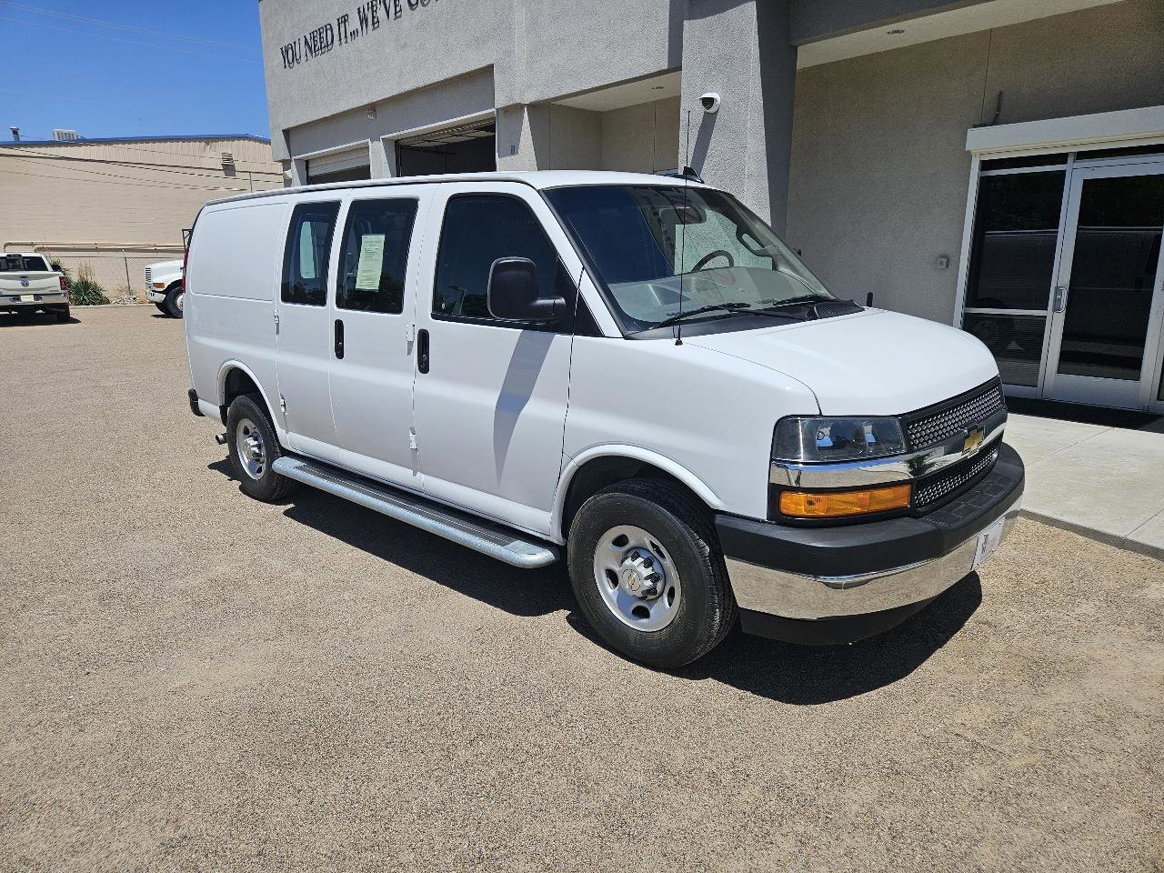 Used 2024 Chevrolet Express 2500 w/ Driver Convenience Package RWD image 5