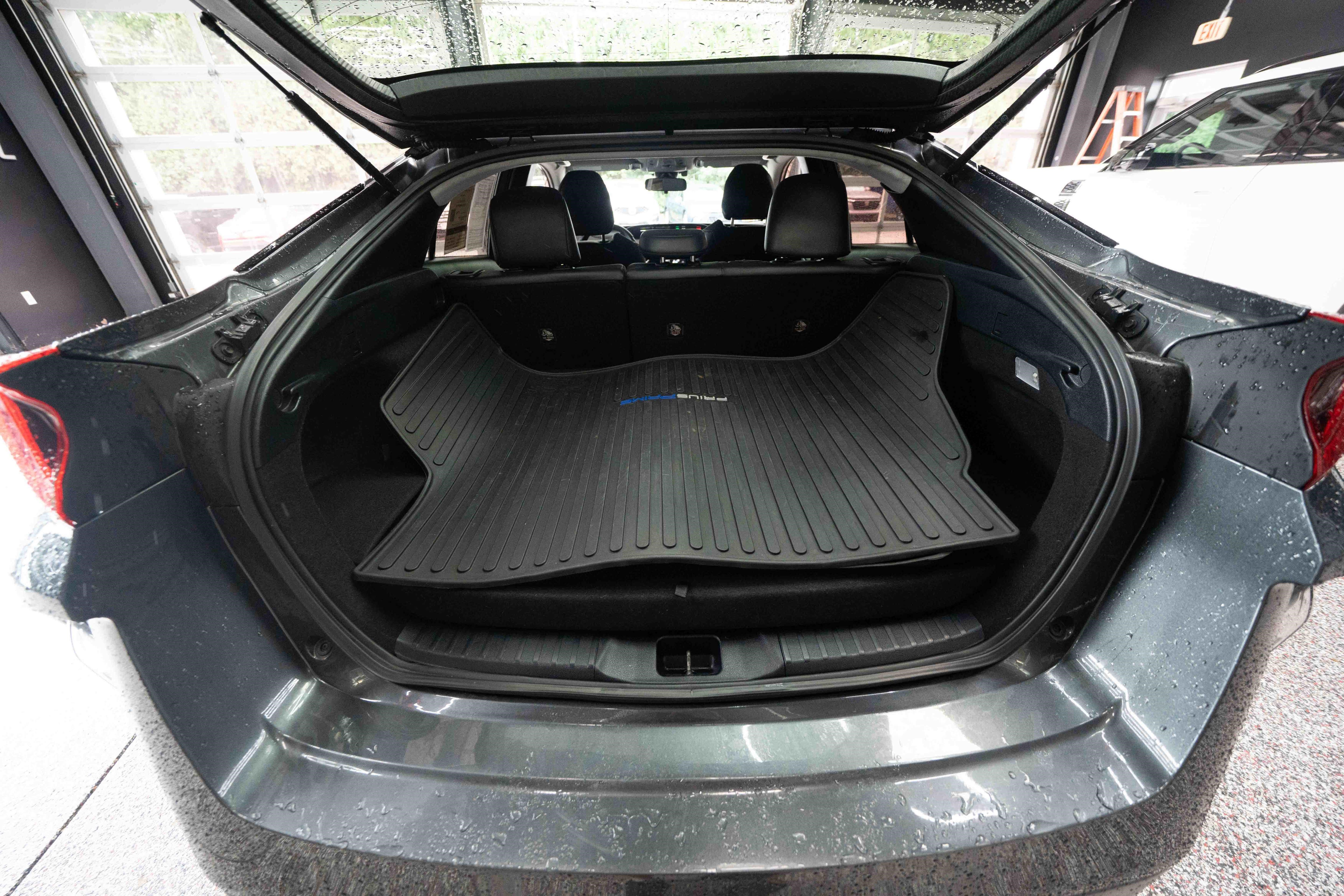 Used 2020 Toyota Prius Prime XLE FWD image 27