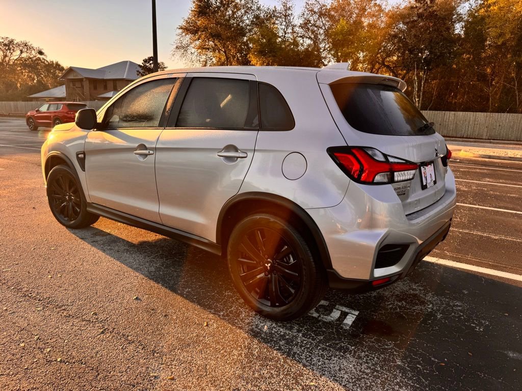 Used 2025 Mitsubishi Outlander Sport LE image 6