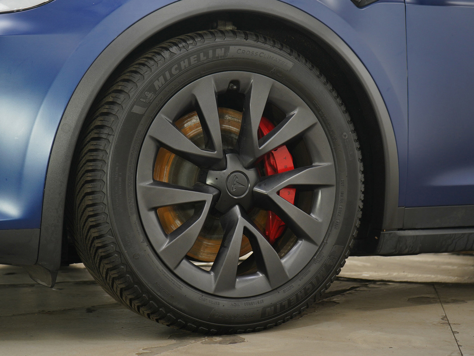 Used 2023 Tesla Model X Plaid image 30