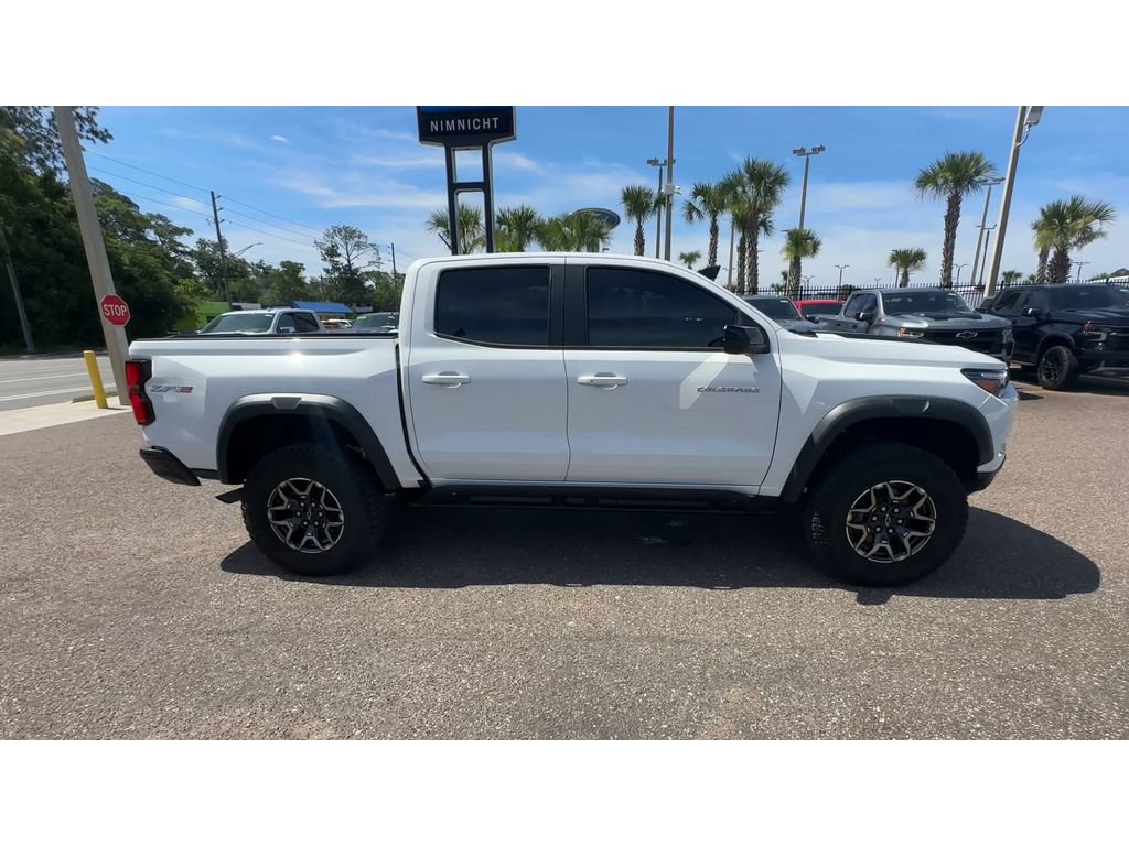 Used 2023 Chevrolet Colorado ZR2 w/ ZR2 Convenience Package III AWD/4WD image 9